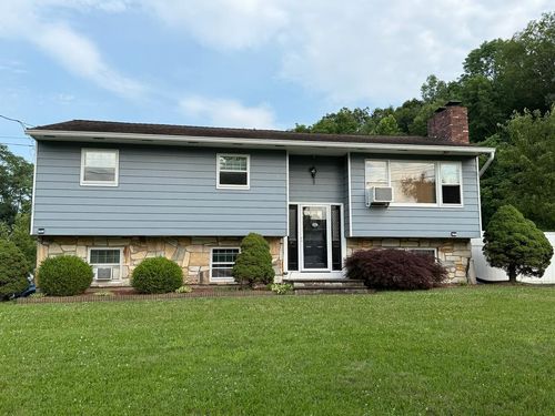 87 Ellis Ave, Newburgh, NY, 12550-5106 | Card Image