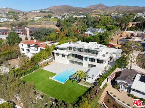 15920 Alcima Ave, Pacific Palisades, CA, 90272-2404 | Card Image