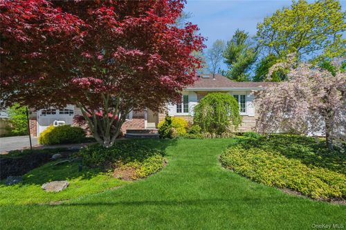 26 Wren Ct, Northport, NY, 11768-3344 | Card Image