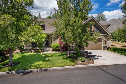 60943 Summerwood Way, Bend, OR, 97702-2783 | Card Image