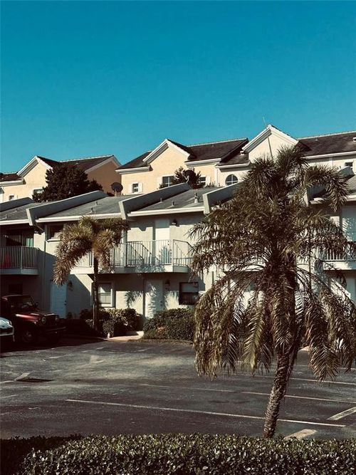 3-4121 Ne 21st Ter, Lighthouse Point, FL, 33064-9005 | Card Image