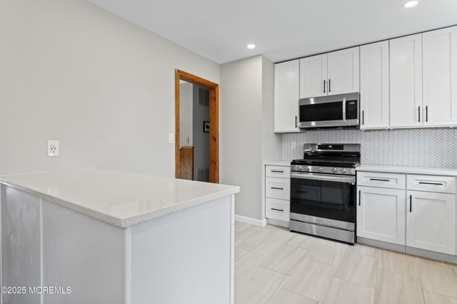 35 Chestnut Hill Rd, House other with 4 bedrooms, 2 bathrooms and null parking in Howell NJ | Image 10