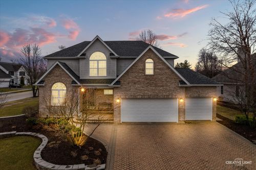 504 Buckthorne Ct, Yorkville, IL, 60560-9115 | Card Image