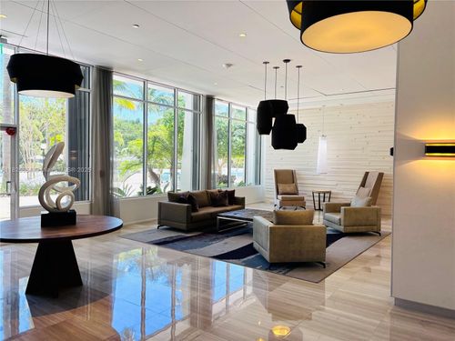 apt-530-100 Bayview Dr, Sunny Isles Beach, FL, 33160-5321 | Card Image