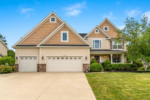 1305 Fox Run Dr, Marysville, OH, 43040-8088 | Card Image