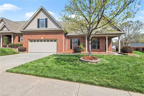 535 Trilliumplace Dr, Kernersville, NC, 27284-9057 | Card Image
