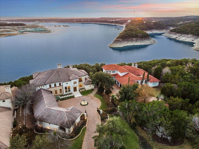 Beautiful sunsets and views of Lake Travis and Devils Hollow! | Image 4