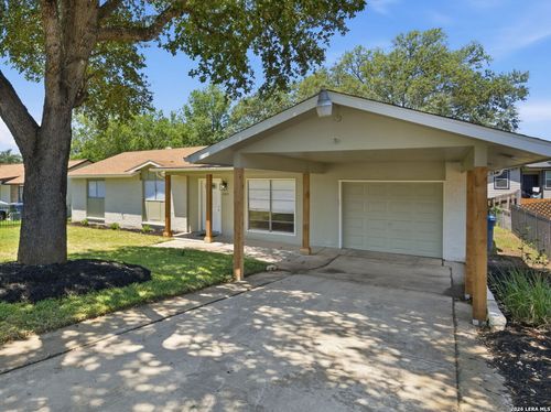 2815 Big Horn Dr, San Antonio, TX, 78228-2702 | Card Image