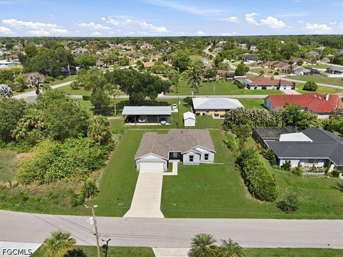 1406 Ford Cir, LEHIGH ACRES, FL, 33936-1114 | Card Image