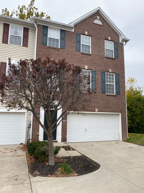 9448 Tanhurst Dr, Indianapolis, IN, 46250-4151 | Card Image