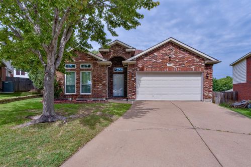 5805 Water Ridge Ct, Fort Worth, TX, 76179-7569 | Card Image