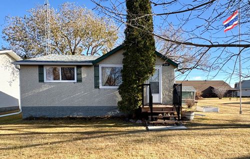 216 Sanden St, Bawlf, AB, T0B0C3 | Card Image