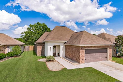 42568 Baystone Ave, Prairieville, LA, 70769-6490 | Card Image