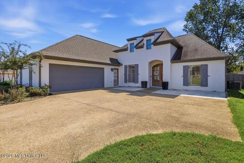 108 Vineyard Blvd, Brandon, MS, 39047-7126 | Card Image