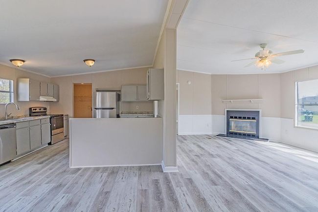 302 Arrlington Bnd, House other with 4 bedrooms, 2 bathrooms and null parking in Byron GA | Image 16
