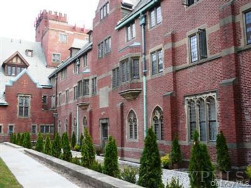 207-207 Chateau Rive, Peekskill, NY, 10566-2165 | Card Image