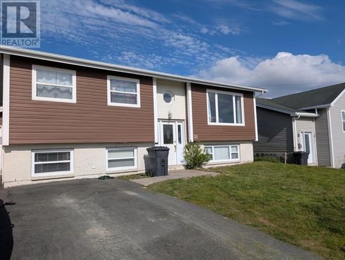 32 Wyatt Blvd, Mount Pearl, NL, A1N3H7 | Card Image