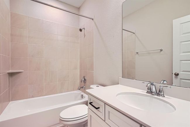 Bathroom | Image 21