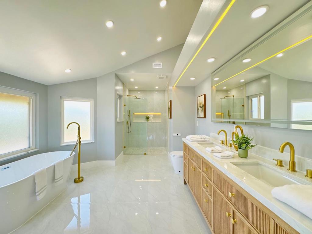 Residential in Fountain Valley