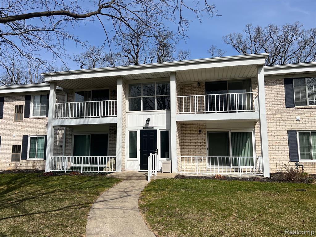 Ann Arbor Trl, Livonia, MI 48150 #1