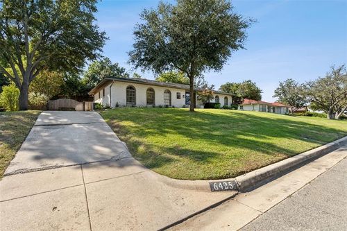 6425 Klamath Rd, Fort Worth, TX, 76116-1619 | Card Image