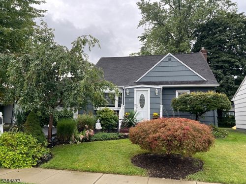 807 Andover Rd, Union, NJ, 07083-6448 | Card Image