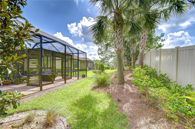 8433 Alberata Vista Dr, House other with 2 bedrooms, 2 bathrooms and null parking in Tampa FL | Image 12