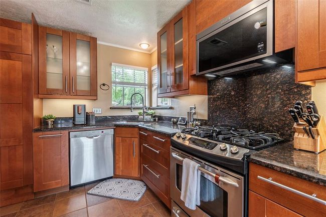 1417 Heron Dr, House other with 3 bedrooms, 3 bathrooms and 2 parking in Seabrook TX | Image 24