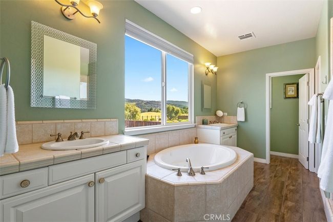 1725 Via Rojas, House other with 3 bedrooms, 3 bathrooms and 3 parking in Templeton CA | Image 15