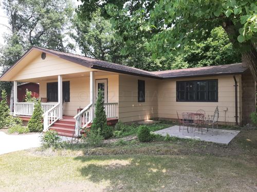 10240 Highway 32, Walhalla, ND, 58282-9705 | Card Image