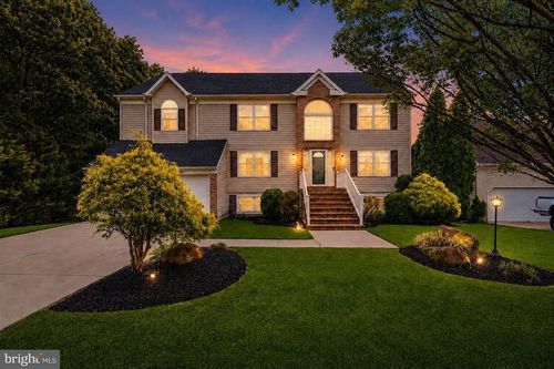 8107 Sagamore Way, Pasadena, MD, 21122-1946 | Card Image