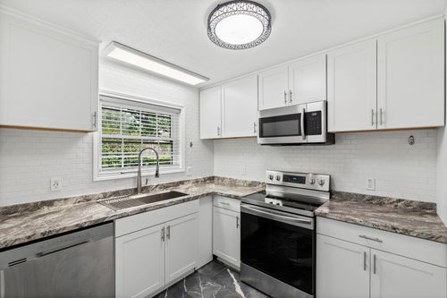 apt-121-7900 Westheimer Rd, Houston, TX, 77063-3003 | Card Image