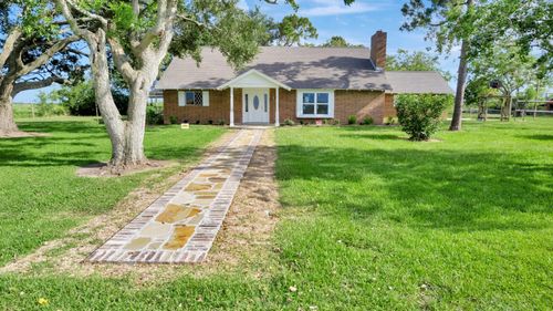 10441 State Highway 35 S, Palacios, TX, 77465-1821 | Card Image