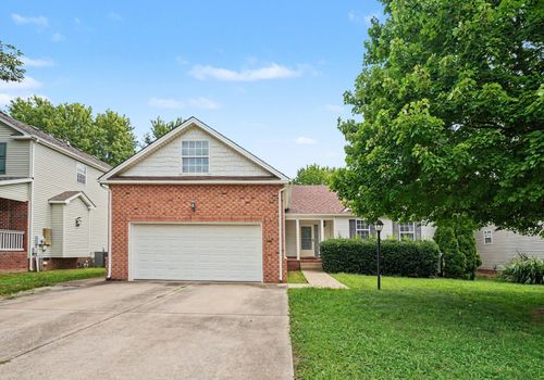 123 Vintage Cir, Hendersonville, TN, 37075-4082 | Card Image