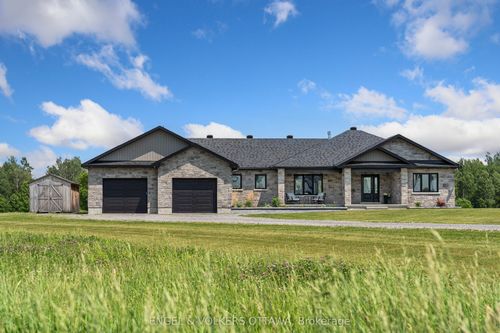 3415 Stagecoach Rd, Ottawa, ON, K0A2W0 | Card Image