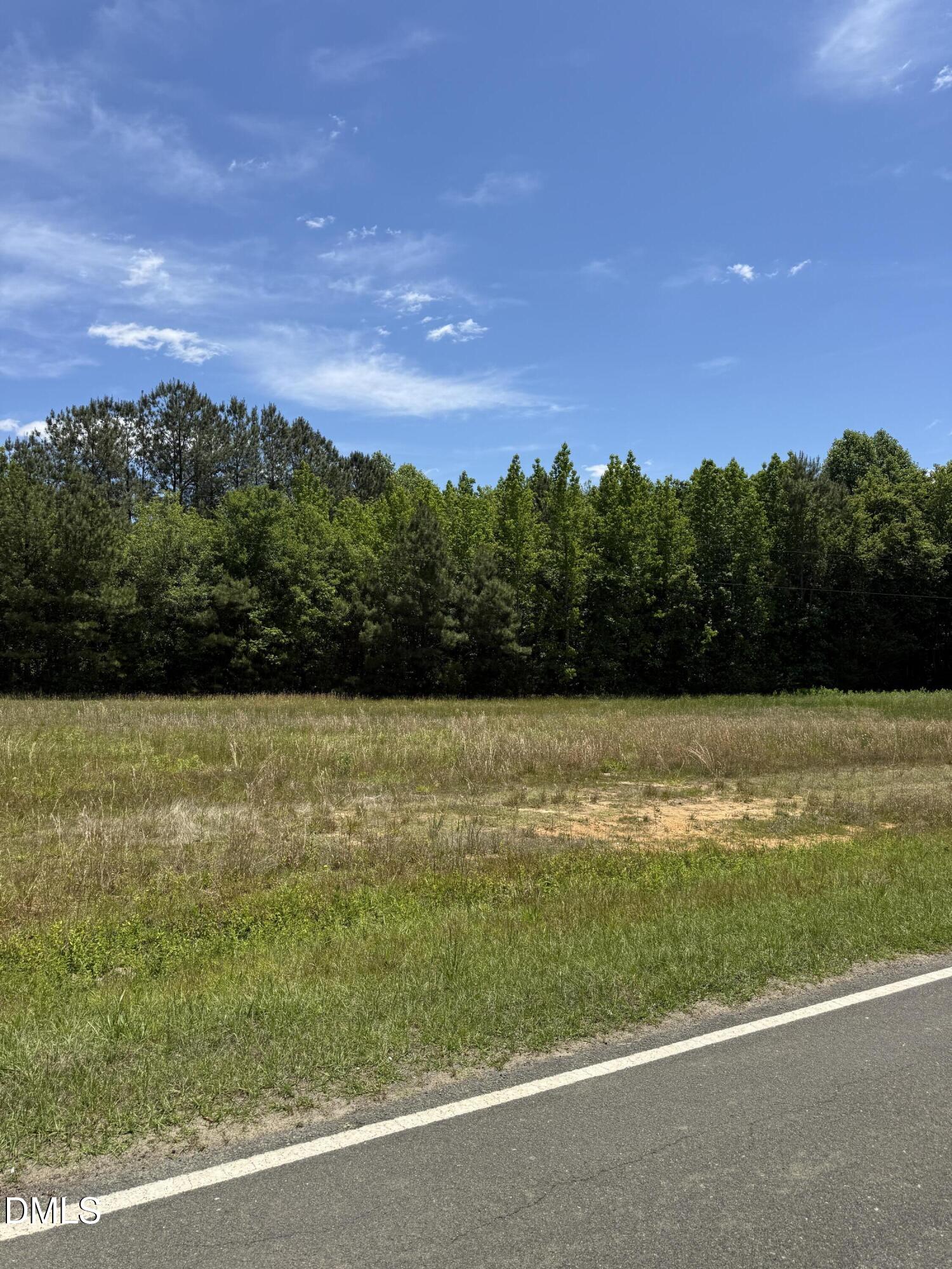 Land in Castalia 3