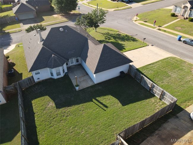 Backyard aerial view | Image 30