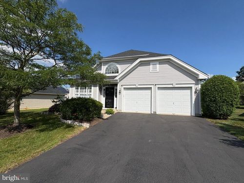 4 Arbor Ln, Bordentown, NJ, 08505-4807 | Card Image