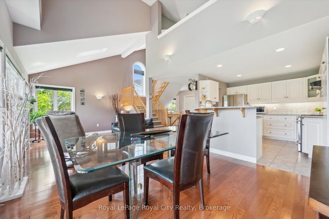 105 Riverwalk Pl, House attached with 2 bedrooms, 2 bathrooms and 3 parking in Rockwood ON | Image 12