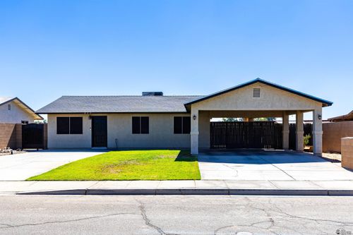 237 E C St, San Luis, AZ, 85336-6743 | Card Image