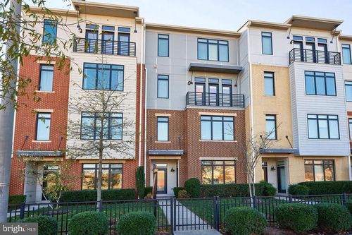 1522 Ribbon Limestone Ter Se, LEESBURG, VA, 20175-4669 | Card Image
