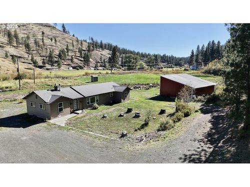 60813 Canyon Creek Ln, Canyon City, OR, 97820-8772 | Card Image