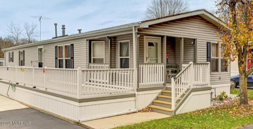 18 Village Rd, Morganville, NJ, 07751-1165 | Card Image