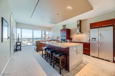 1002 - 4471 Dean Martin Drive, Home with 2 bedrooms, 2 bathrooms and 1 parking in Las Vegas NV | Image 1