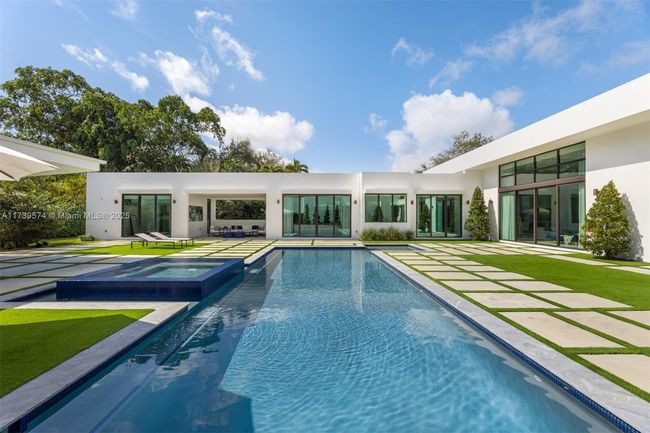 6830 Sw 104 Th St, House other with 7 bedrooms, 8 bathrooms and null parking in Pinecrest FL | Image 43