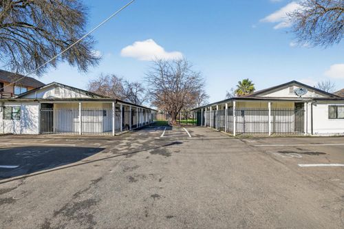 3441 Altos Ave, Sacramento, CA, 95838-4361 | Card Image