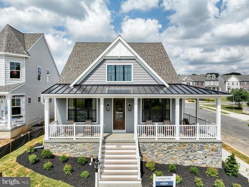 2221 Brentford St, LANCASTER, PA, 17601-5609 | Card Image