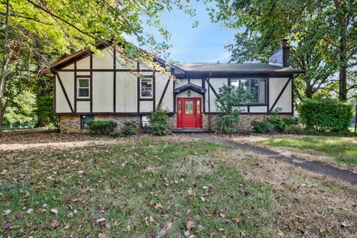 14701 Honeysuckle Dr, Evansville, IN, 47725-9085 | Card Image