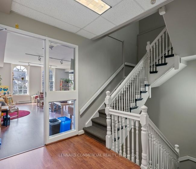 39 Spadina Rd, Home with 0 bedrooms, 0 bathrooms and null parking in Toronto ON | Image 7