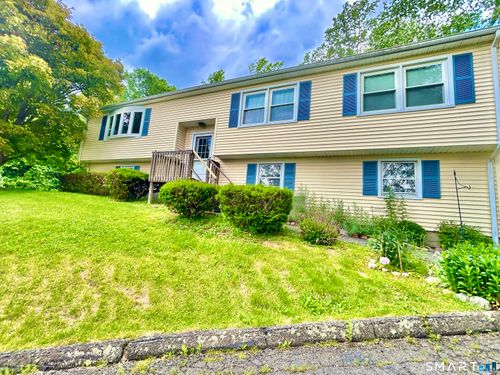 5 Davis Rd, Oxford, CT, 06478-1317 | Card Image